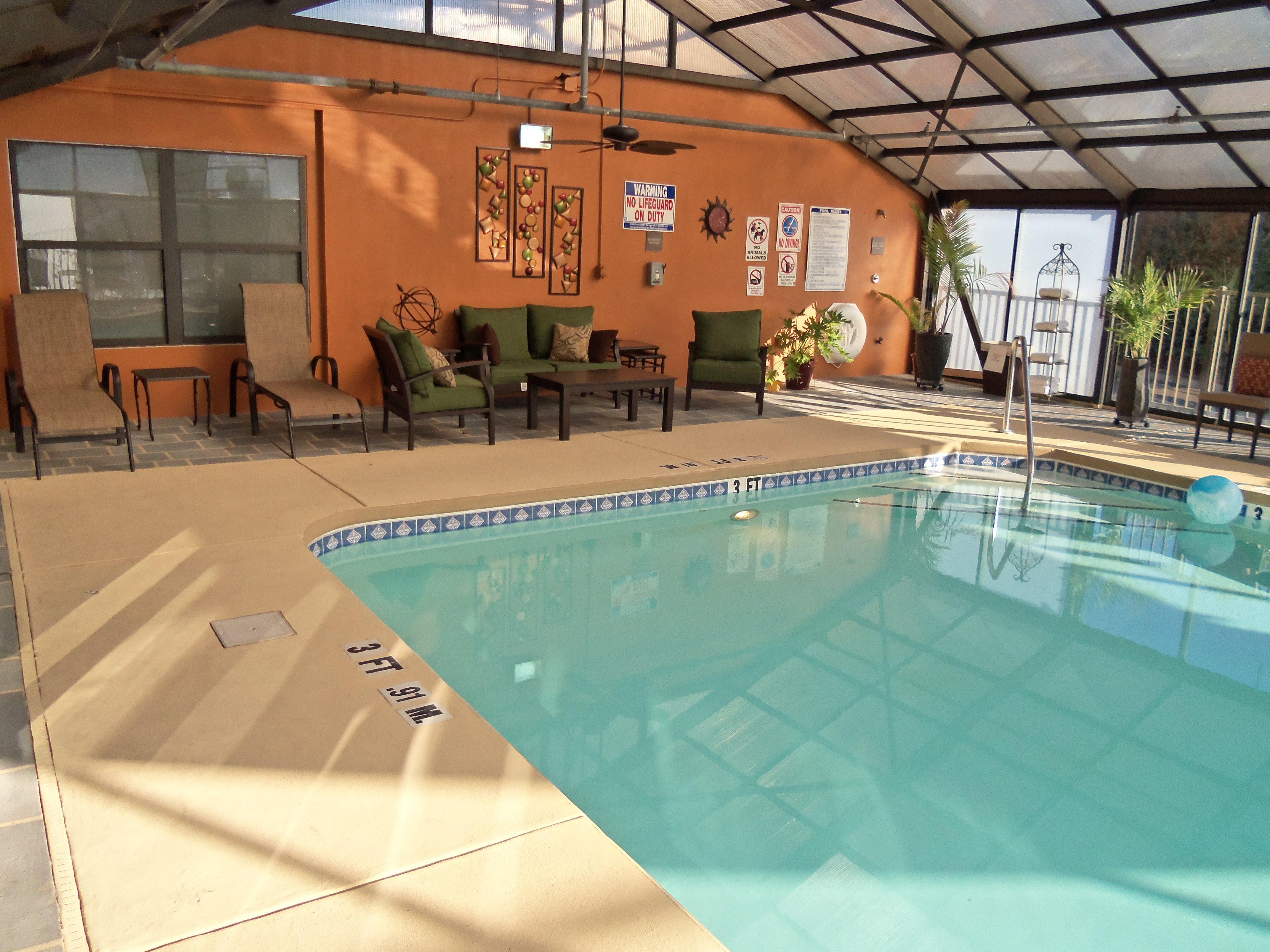 Holiday Inn Express Hotel & Suites Sanford By Ihg Exteriör bild