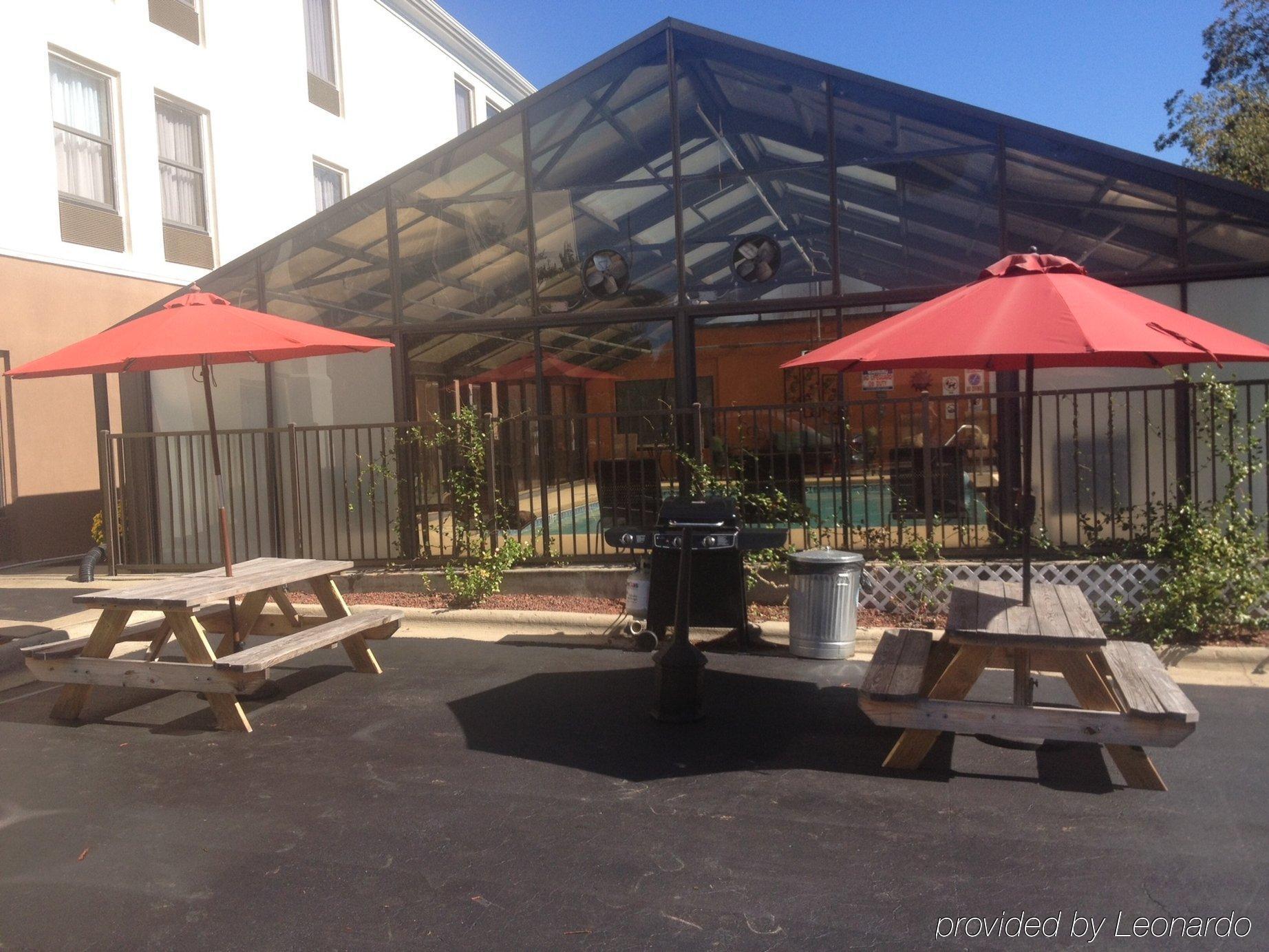 Holiday Inn Express Hotel & Suites Sanford By Ihg Exteriör bild